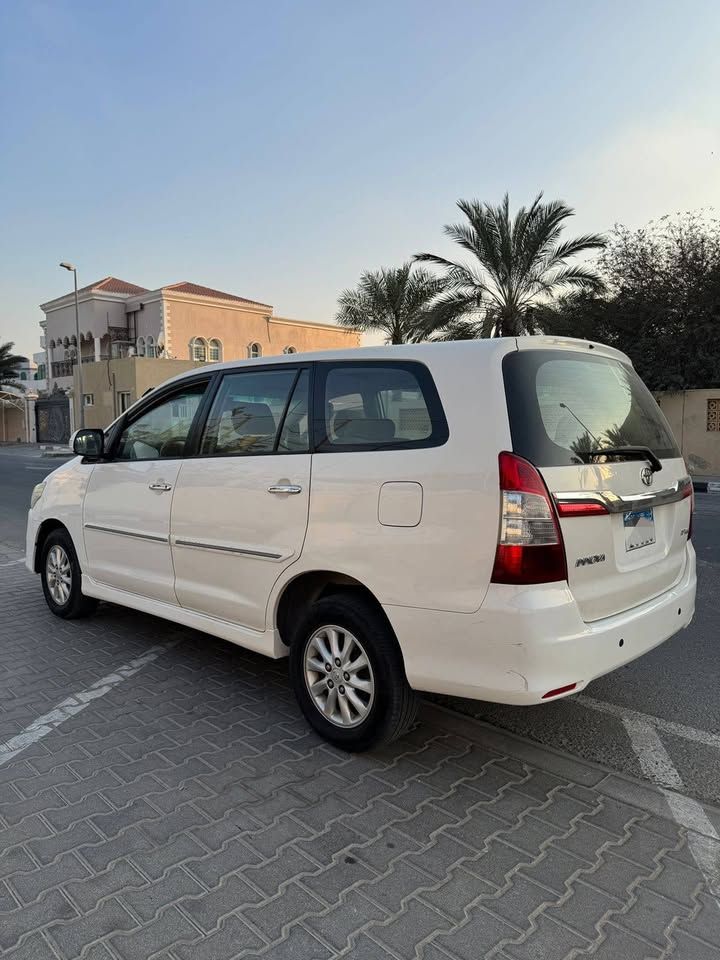 2015 Toyota Innova 2.7 GX 8 ST