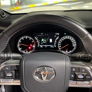 2024 Toyota Land Cruiser VXR