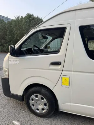 2018 تويوتا هياس Commuter