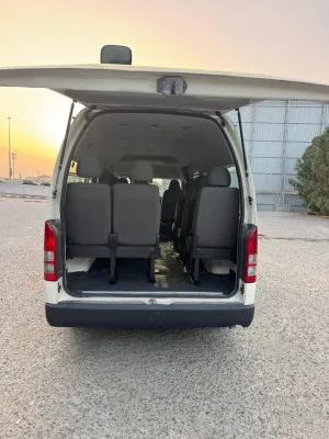 2018 تويوتا هياس Commuter
