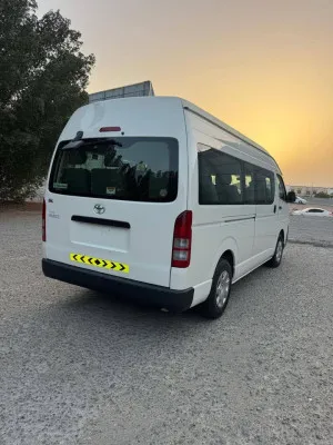 2018 تويوتا هياس Commuter