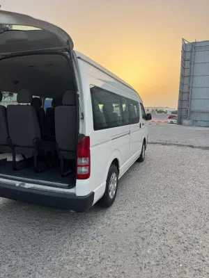 2018 تويوتا هياس Commuter