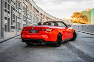 2022 بي أم دابليو ام ٤ Standard