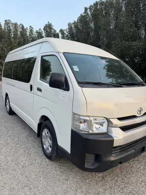 2018 تويوتا هياس Commuter