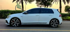 2016 فولجس فاجن جولف GTI