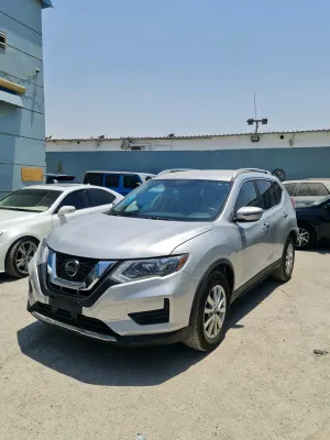 2018 نيسان روج SV