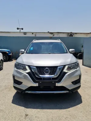 2018 نيسان روج SV