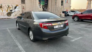 2012 تويوتا كامري GL