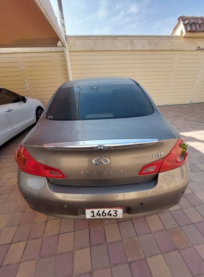 2012 Infiniti G37