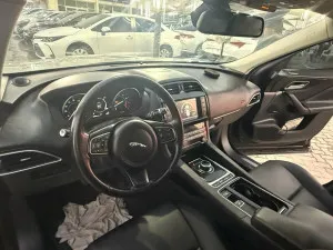 2018 جاكوار اف بيس R-Dynamic S
