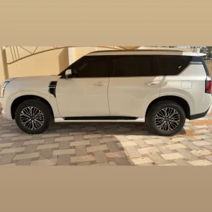 2025 Nissan Patrol LE