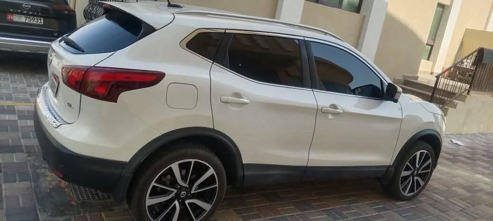 2019 نيسان روج SL