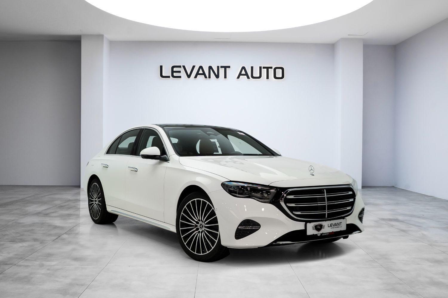 2025 Mercedes-Benz E200