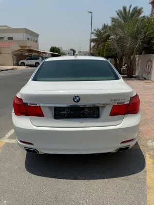 2010 بي أم دابليو الفئة - 7 740i