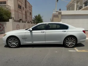2010 بي أم دابليو الفئة - 7 740i