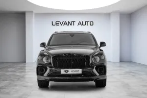 2021 بنتلي بنتايجا Signature