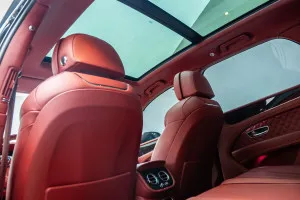 2021 بنتلي بنتايجا Signature