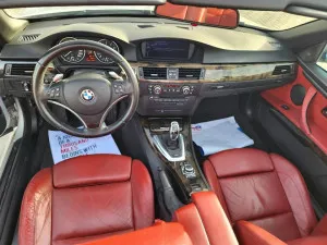 2009 بي أم دابليو الفئة - 3 330i M