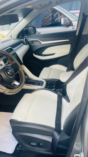 2023 MG ZS