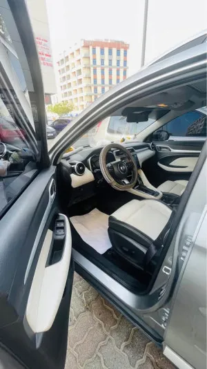 2023 MG ZS