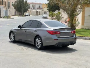 2014 إنفينيتي كيو٥٠ Red Sport 400