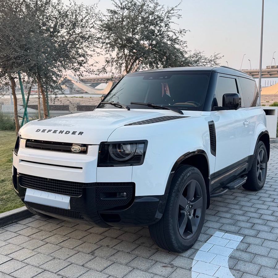 2023 Land Rover Defender 90 X-Dynamic S