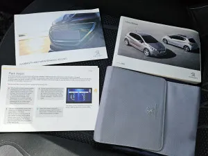 2013 Peugeot 208 Allure Premium
