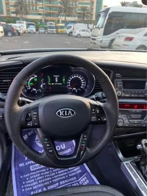 2012 كيا كي ٥ GT