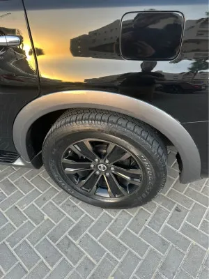 2017 Nissan Armada LE