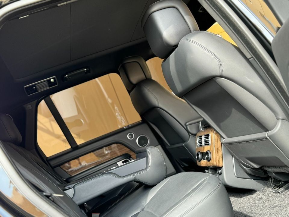 2019 لاند روفر رينج روفر HSE