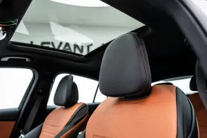 2025 Mercedes-Benz GLC GLC250