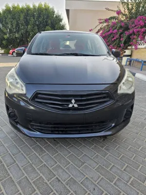 2014 ميتسوبيشي آتراج GLX