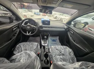 2020 تويوتا ياريس Dynamic
