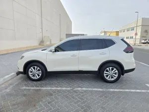 2017 نيسان اكس تريل SV