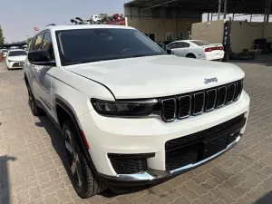 2021 جييب جراند شيروكي Laredo E
