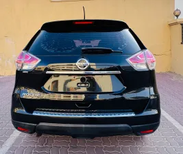 2016 نيسان روج