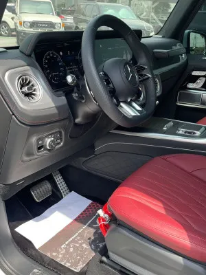 2025 مرسيدس-بنز الفئة - G G63 AMG