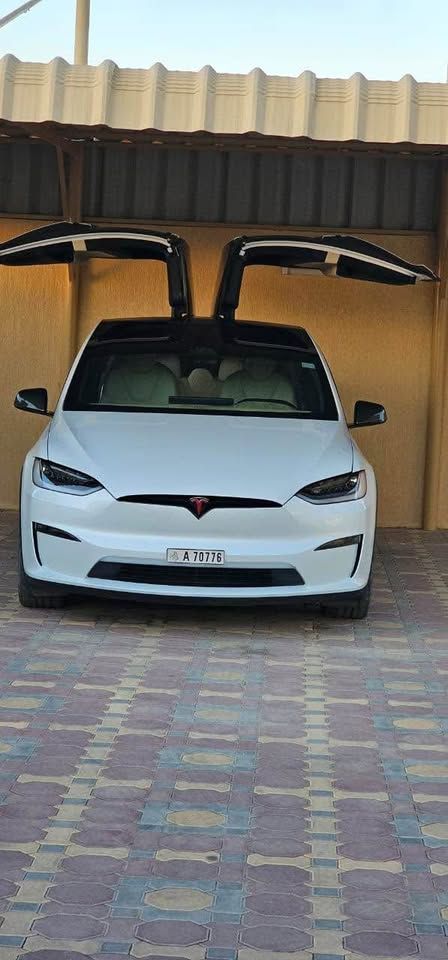 2023 Tesla Model X Plaid