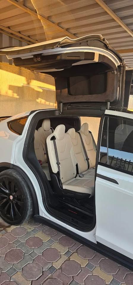 2023 Tesla Model X Plaid