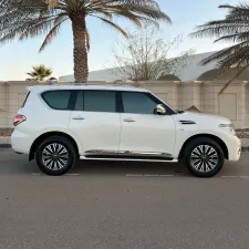 2015 Nissan Patrol LE