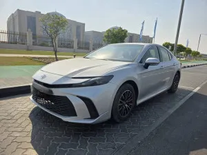 2025 Toyota Camry Hybrid LE