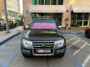 2017 Mitsubishi Pajero GLS