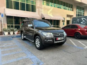 2017 Mitsubishi Pajero GLS