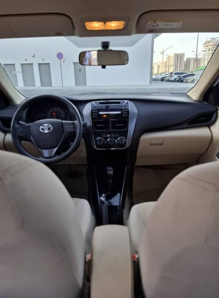 2021 تويوتا ياريس Dynamic