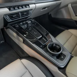 2025 بورش 911 كاريرا Carrera