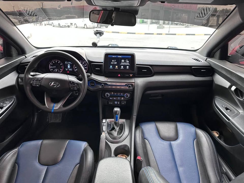 2019 هيونداي فوليستر Limited