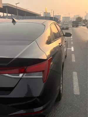 2021 هيونداي النترا SE