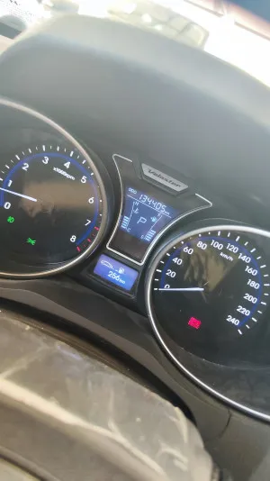2013 هيونداي فوليستر GLS