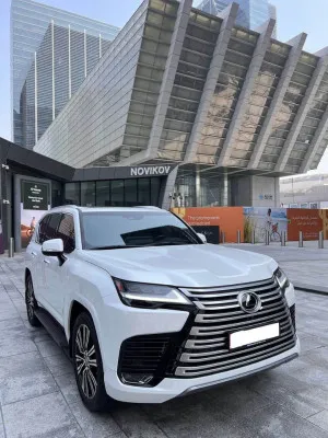 2023 Lexus LX600 base