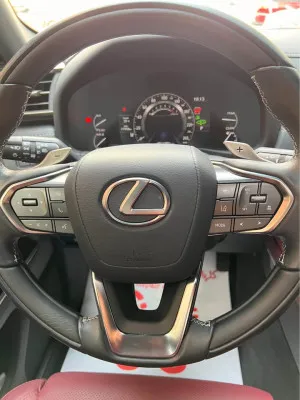 2023 Lexus LX600 base